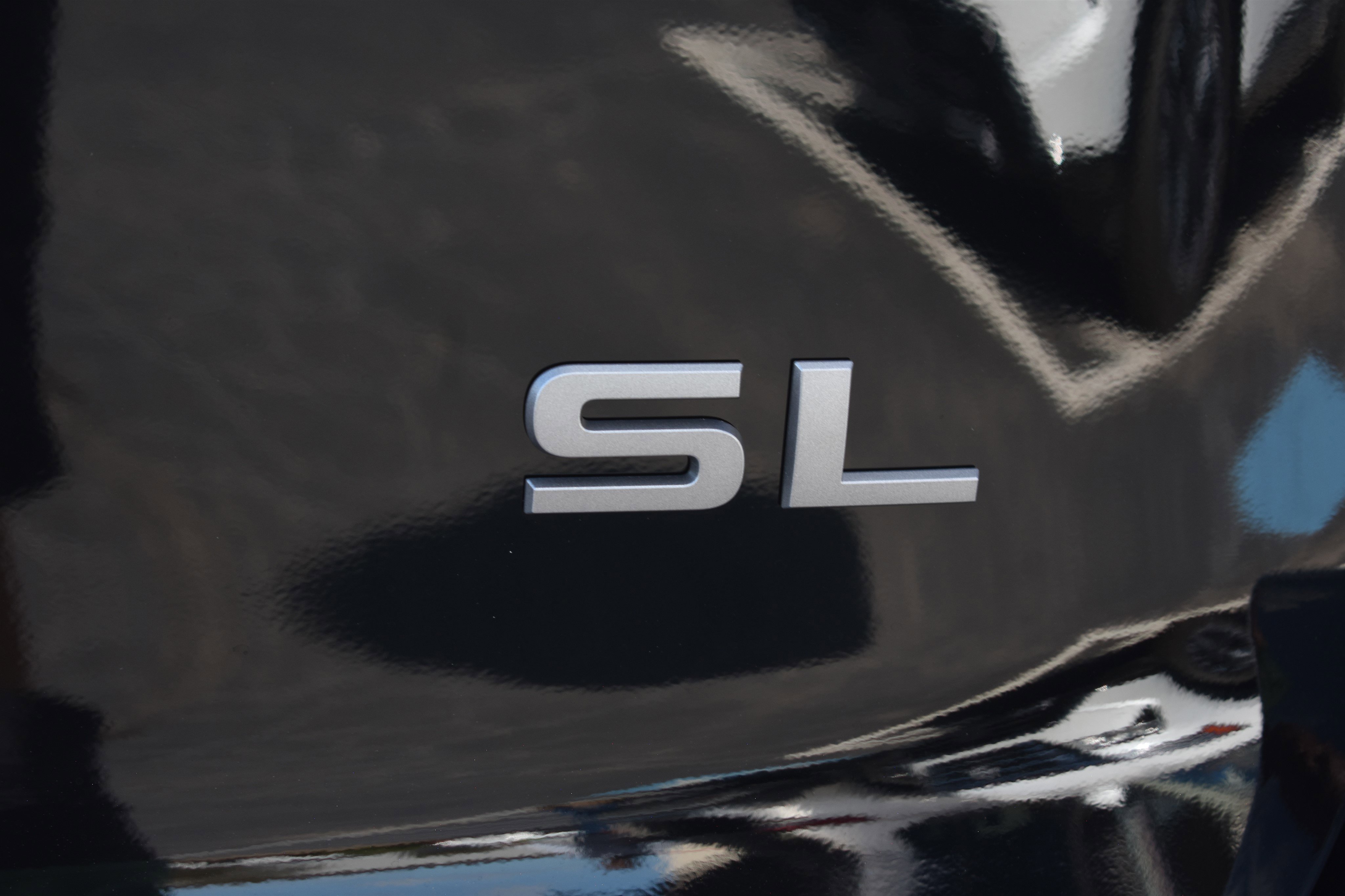 2026 Nissan Armada SL photo 2