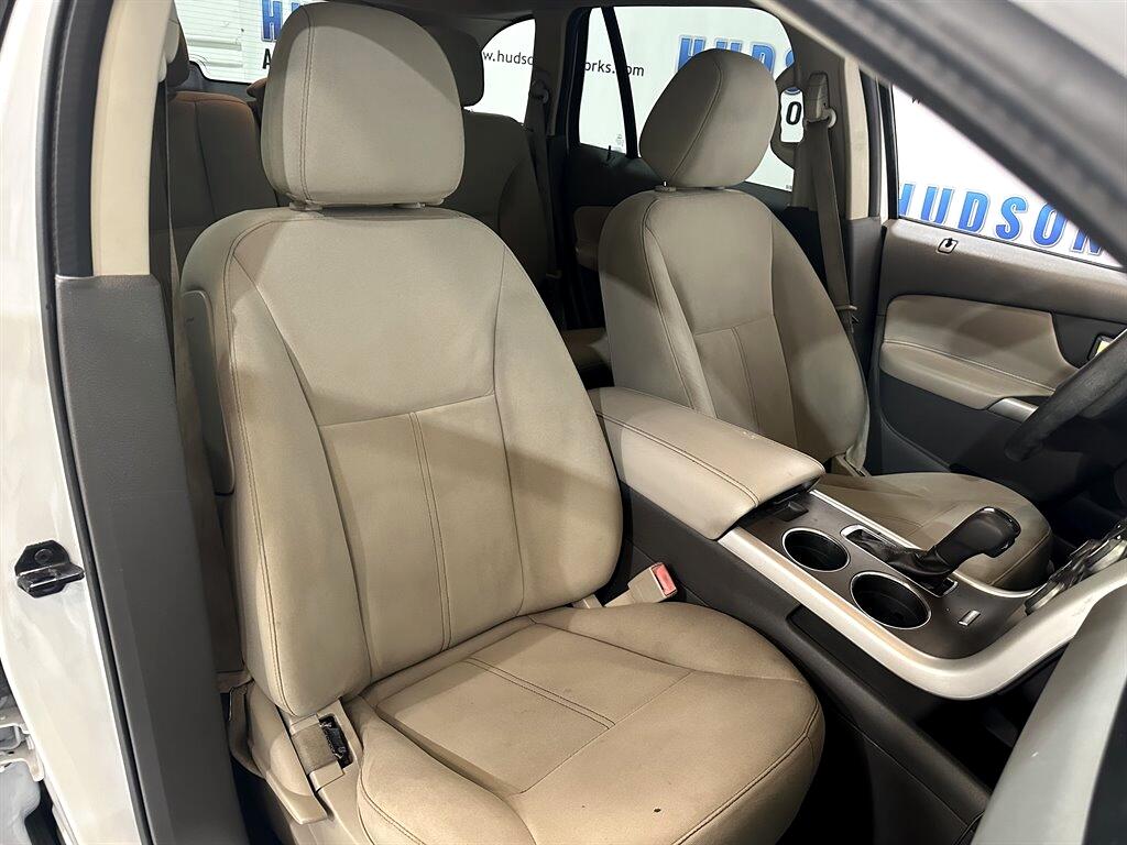 2014 Ford Edge SE photo 26