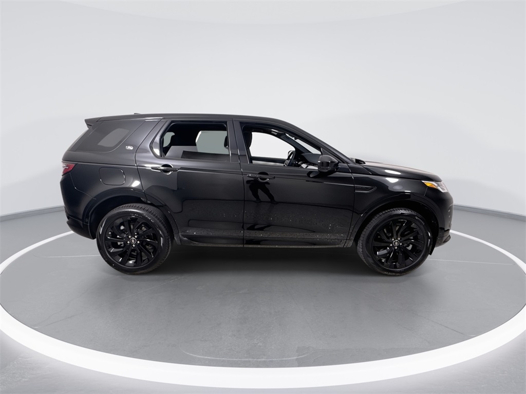 2025 Land Rover Discovery Sport SE photo 8