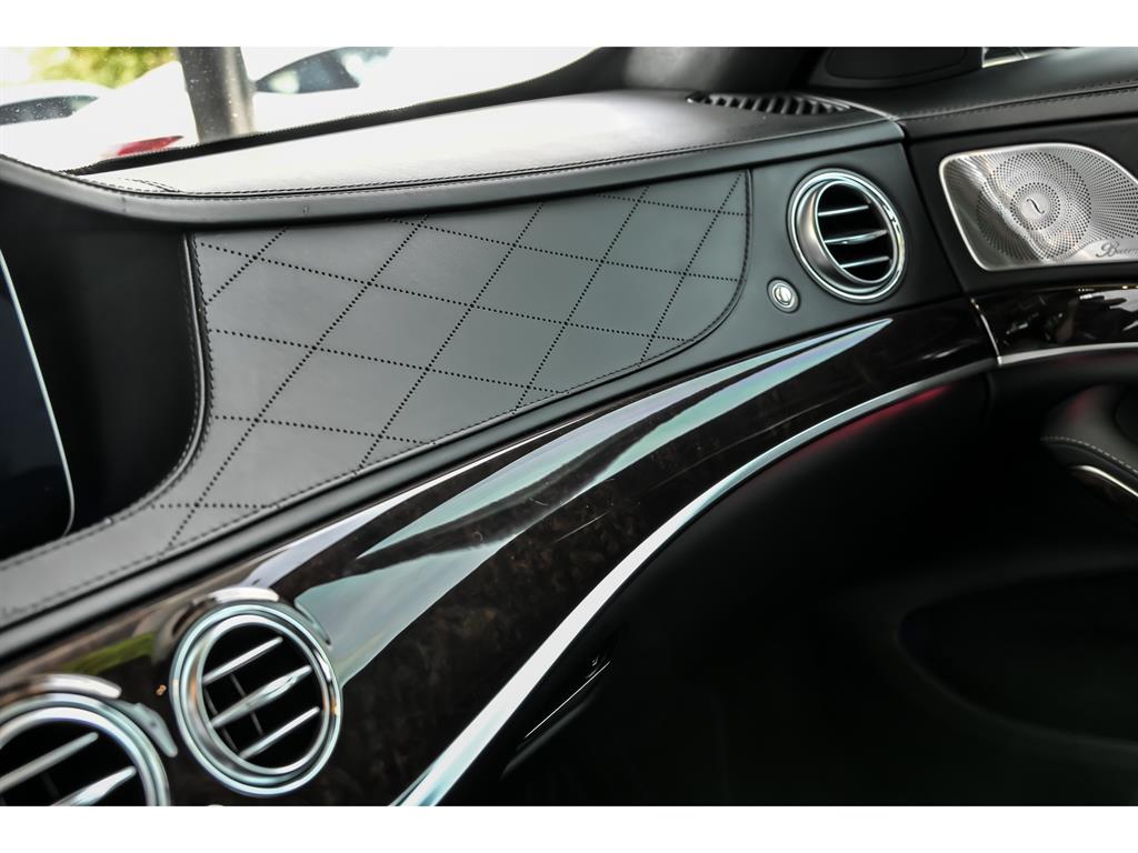 2019 Mercedes Benz S 560 4MATIC photo 23