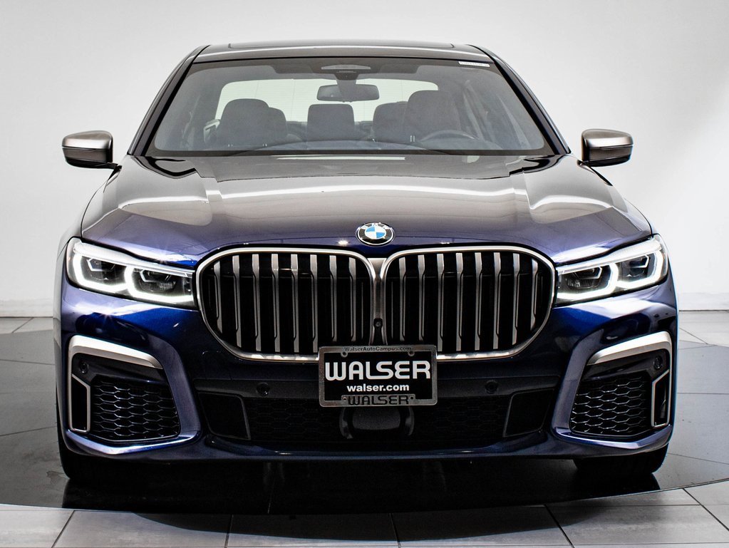 2022 Bmw M760i M760Li xDrive photo 2