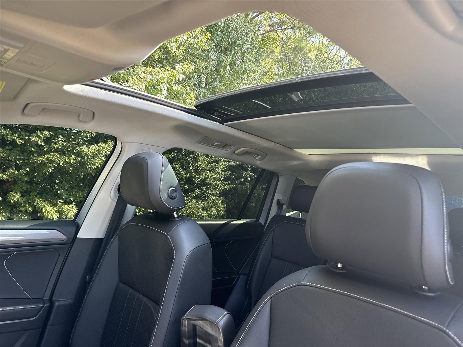 2023 Volkswagen Tiguan SE photo 20