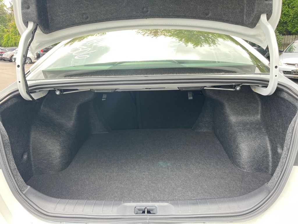 2025 Nissan Altima SL photo 35