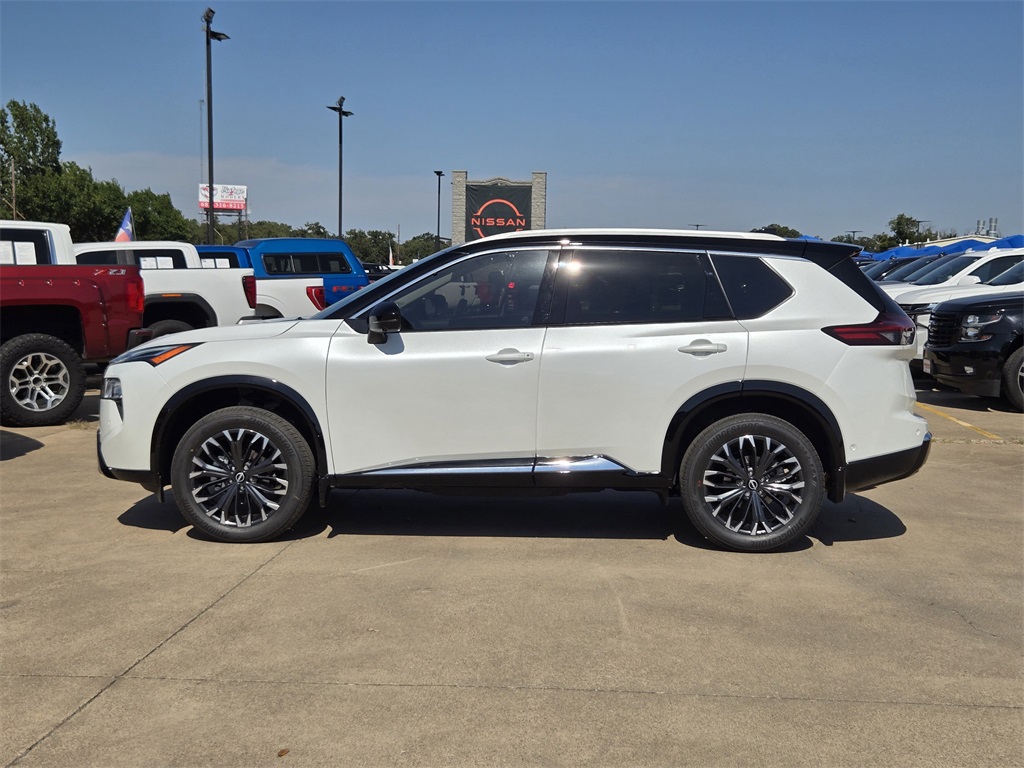 2026 Nissan Rogue Platinum photo 3