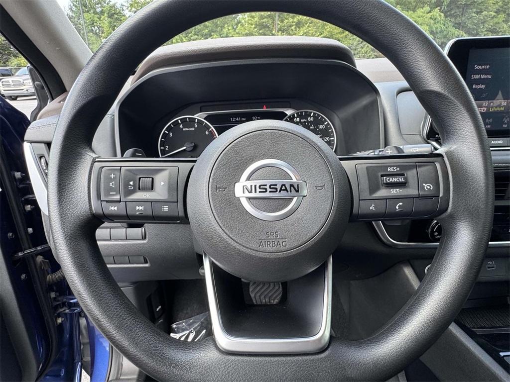 2021 Nissan Rogue S photo 25