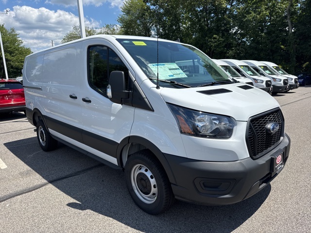 2025 Ford Transit Van Base's photo
