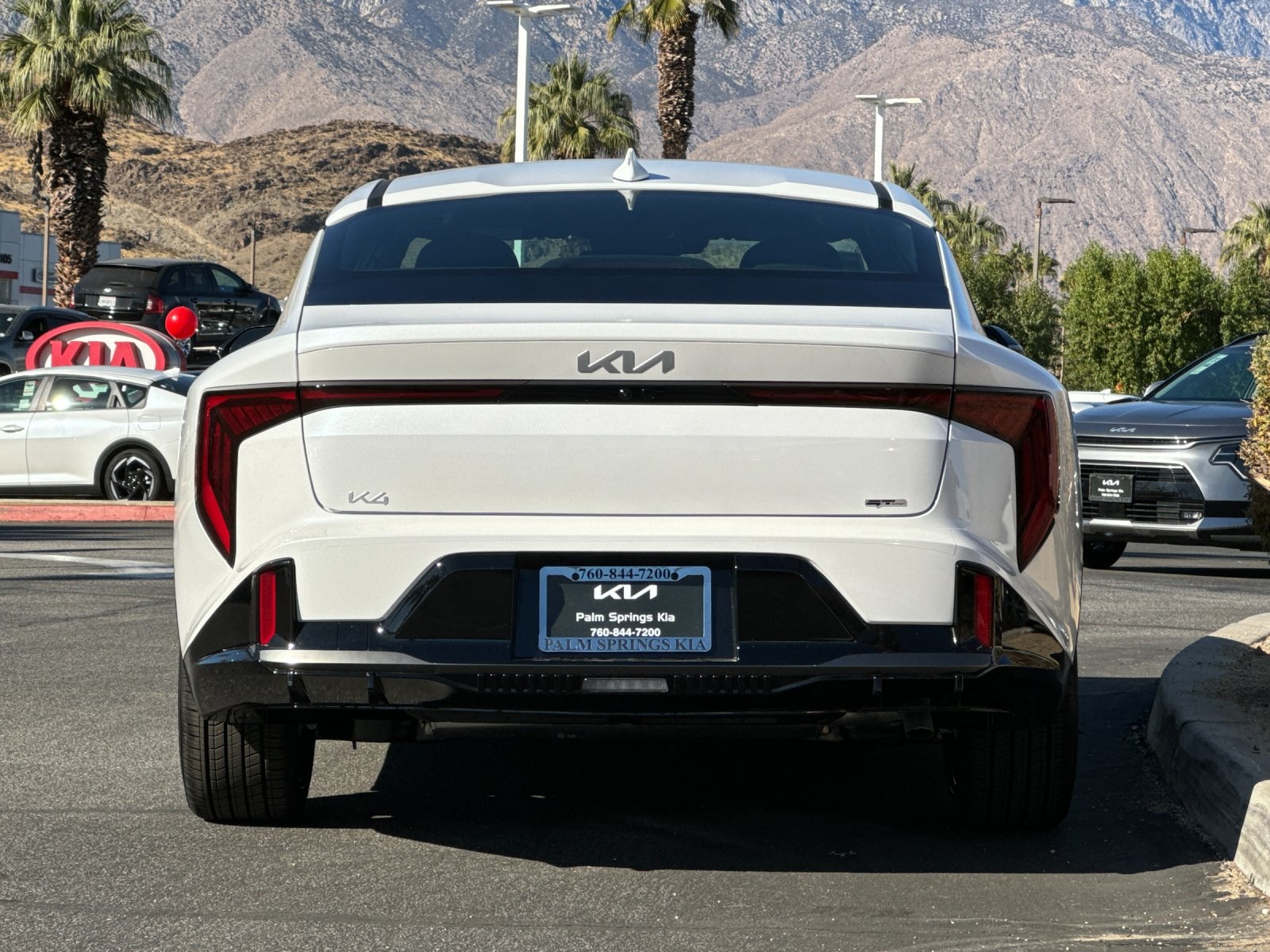 2025 Kia K4 GT-Line photo 4