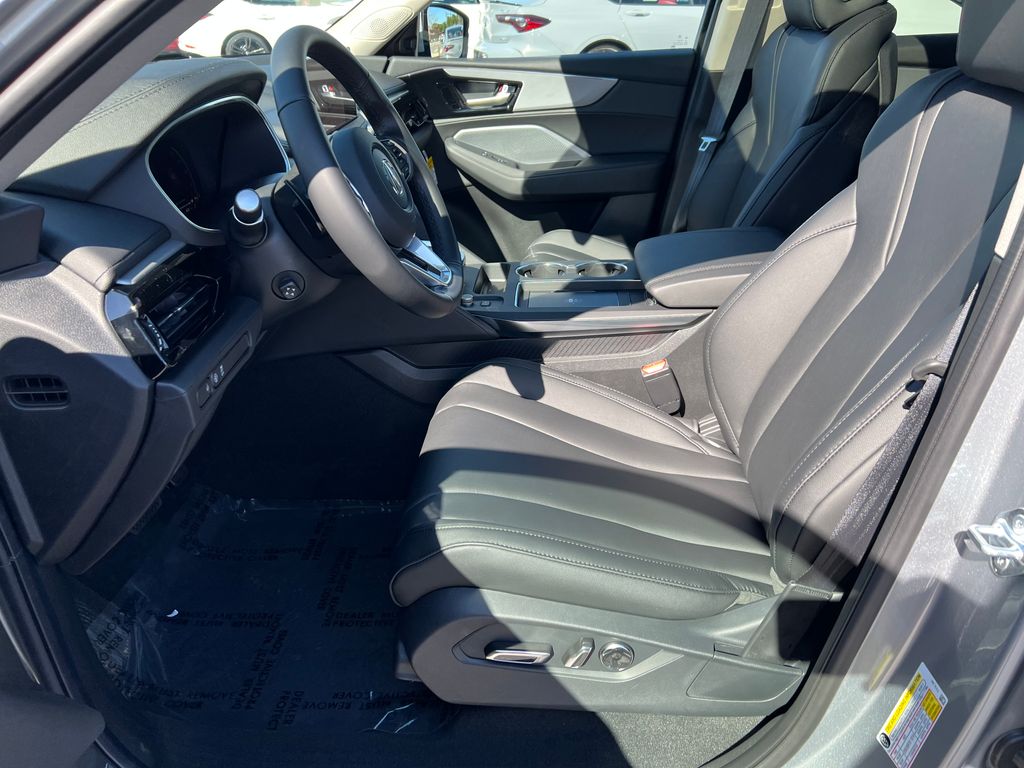 2025 Acura MDX SH-AWD photo 11