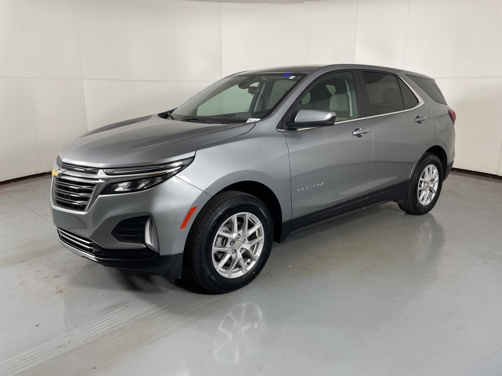 2024 Chevrolet Equinox LT photo 4