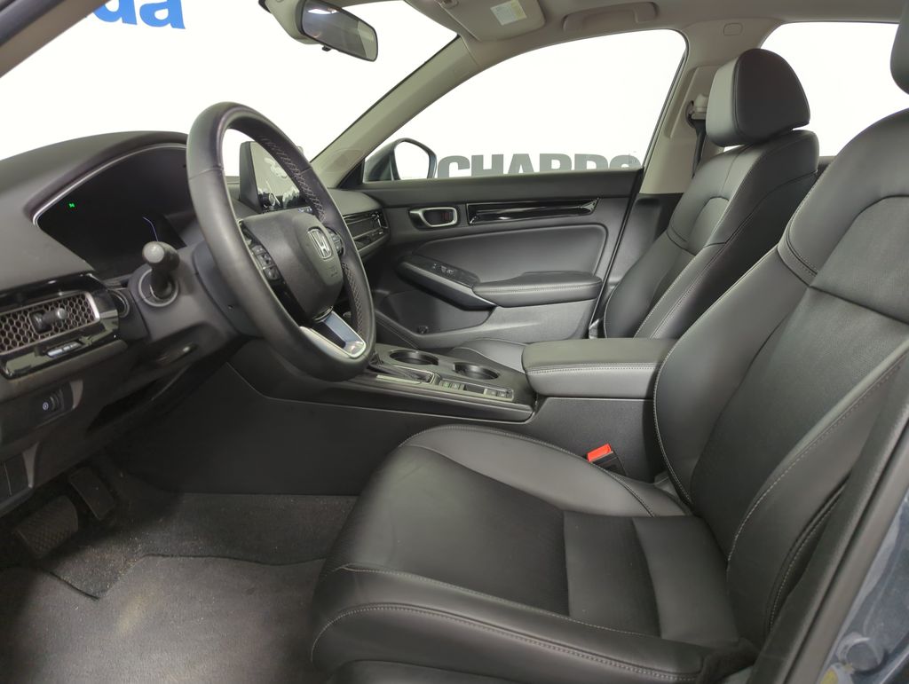 2024 Honda Civic Hatchback EX-L photo 4