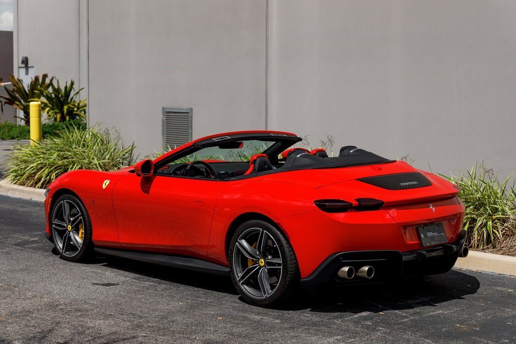 2025 Ferrari Roma Spider photo 3