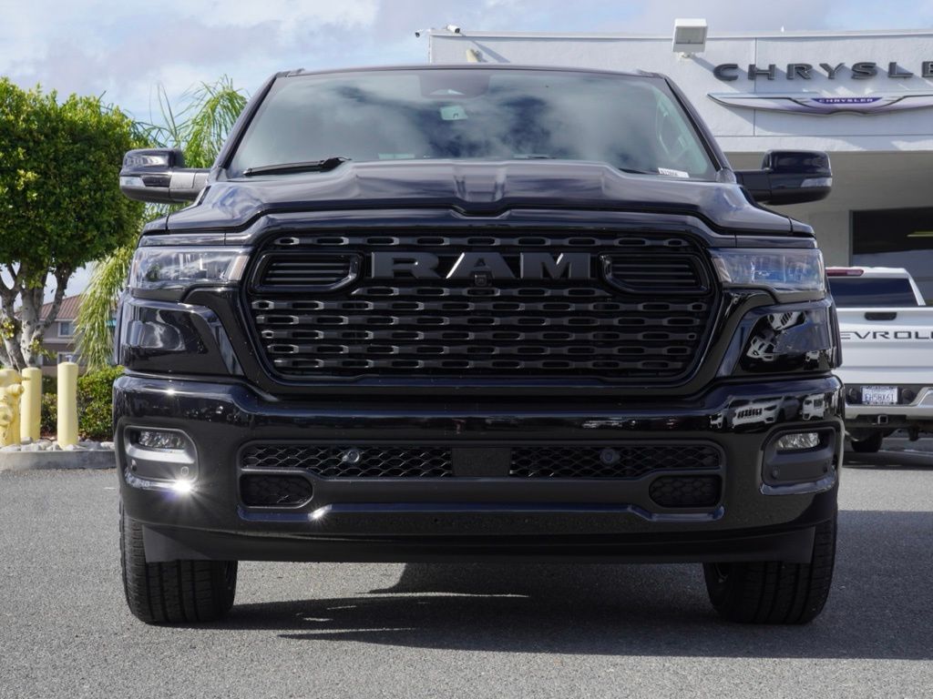 New 2026 Diamond Black Crystal Pearl-Coat Exterior Paint RAM Big Horn Night Edition image 9