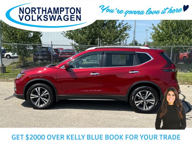 2019 Nissan Rogue SV photo 6