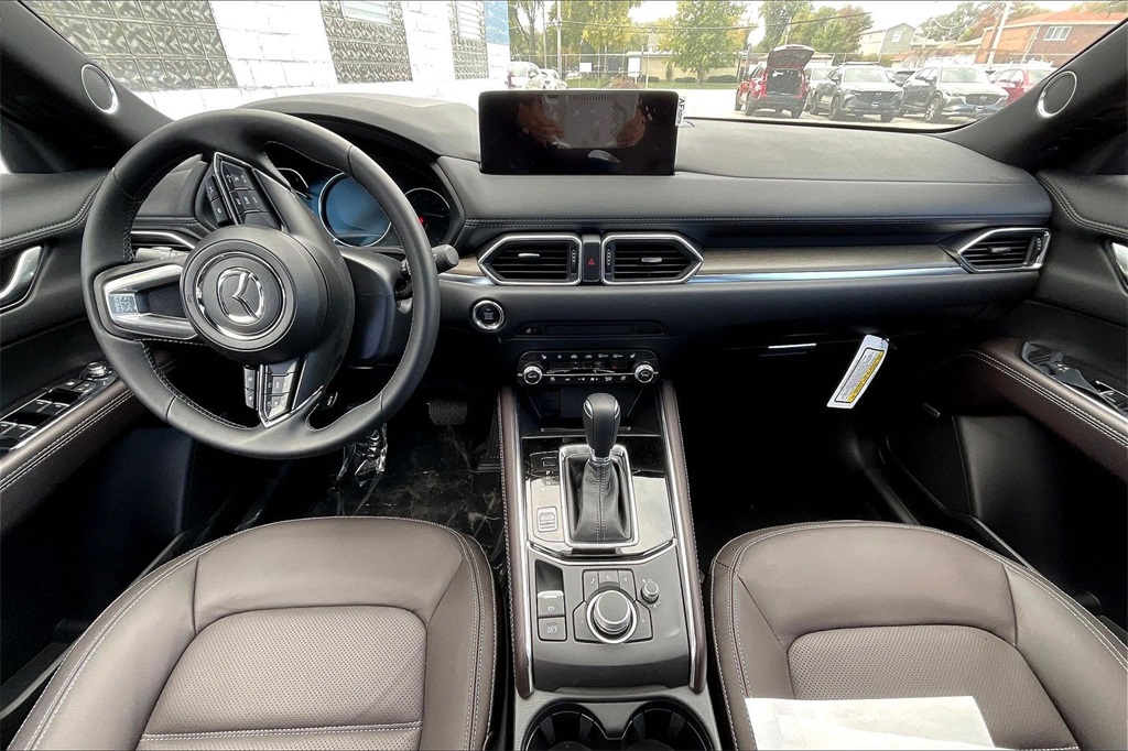 2025 MAZDA CX-5 - Image 4