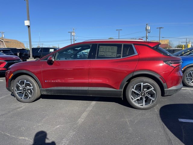 2026 Chevrolet Equinox EV 1LT photo 4