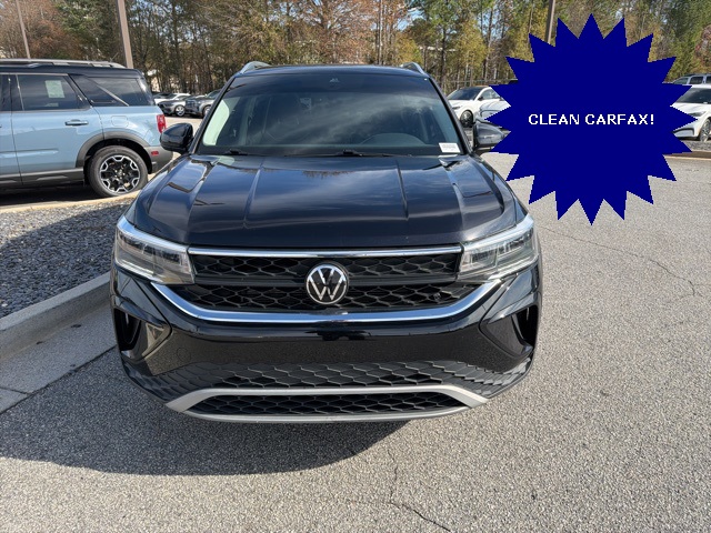 2024 Volkswagen Taos SE photo 2