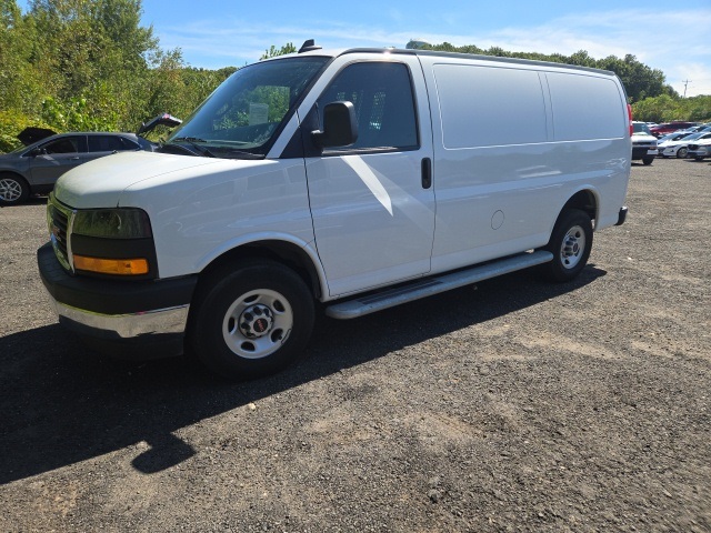 2023 Gmc Savana 2500 Cargo photo 2