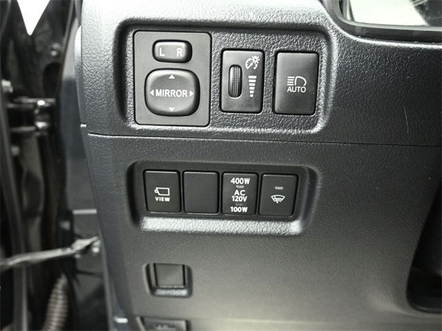 2023 TOYOTA 4RUNNER - Image 11