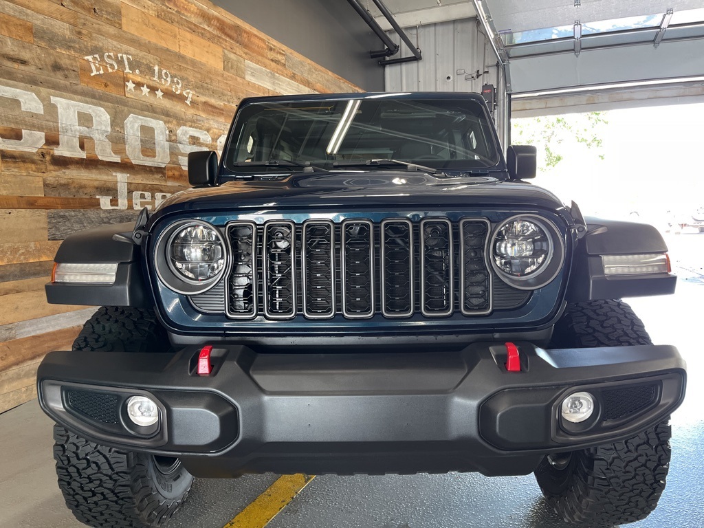 2025 Jeep Wrangler Rubicon photo 17