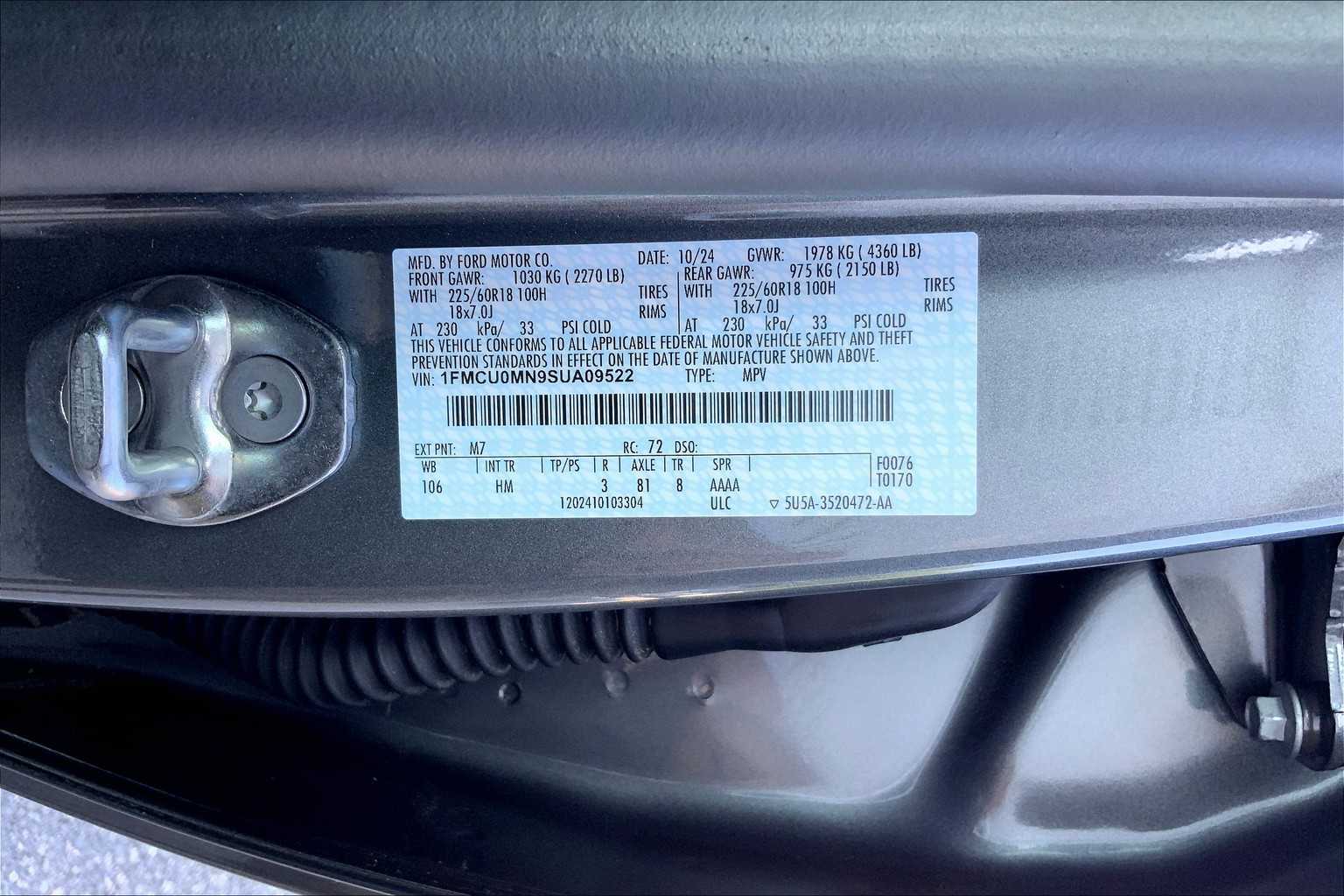 2025 Ford Escape ST-Line photo 29