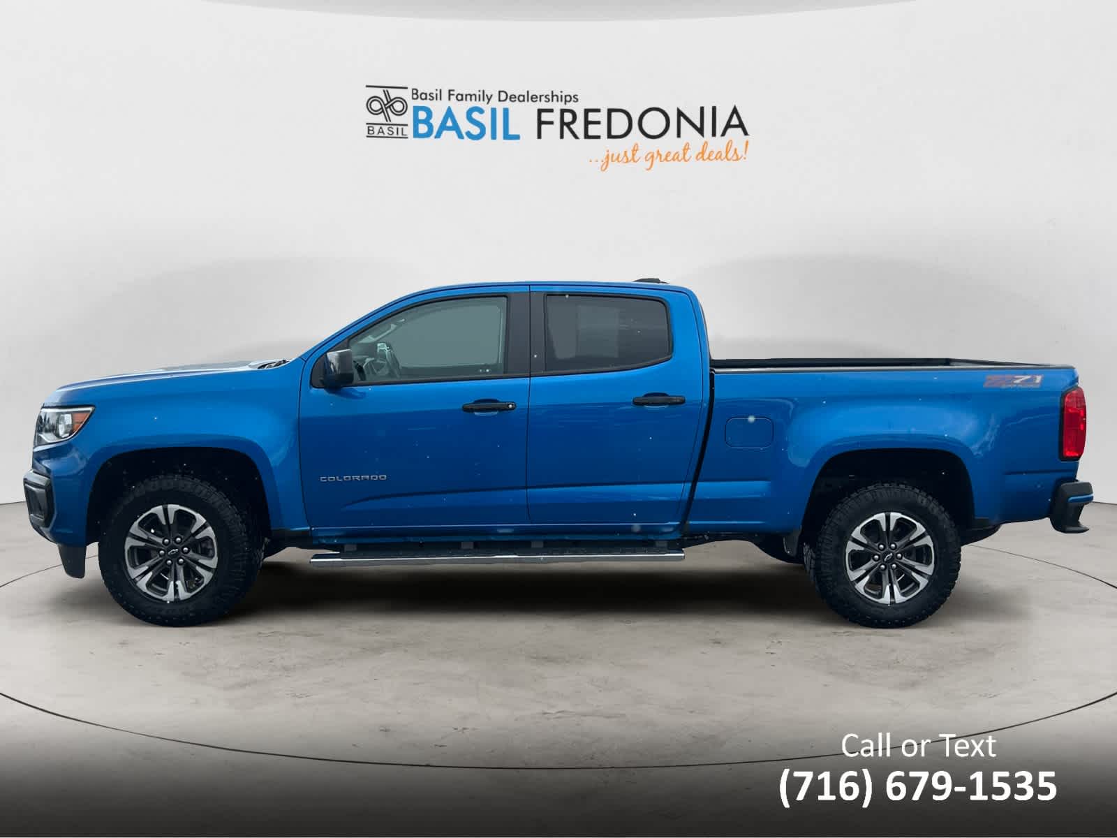 2022 Chevrolet Colorado Z71 photo 2
