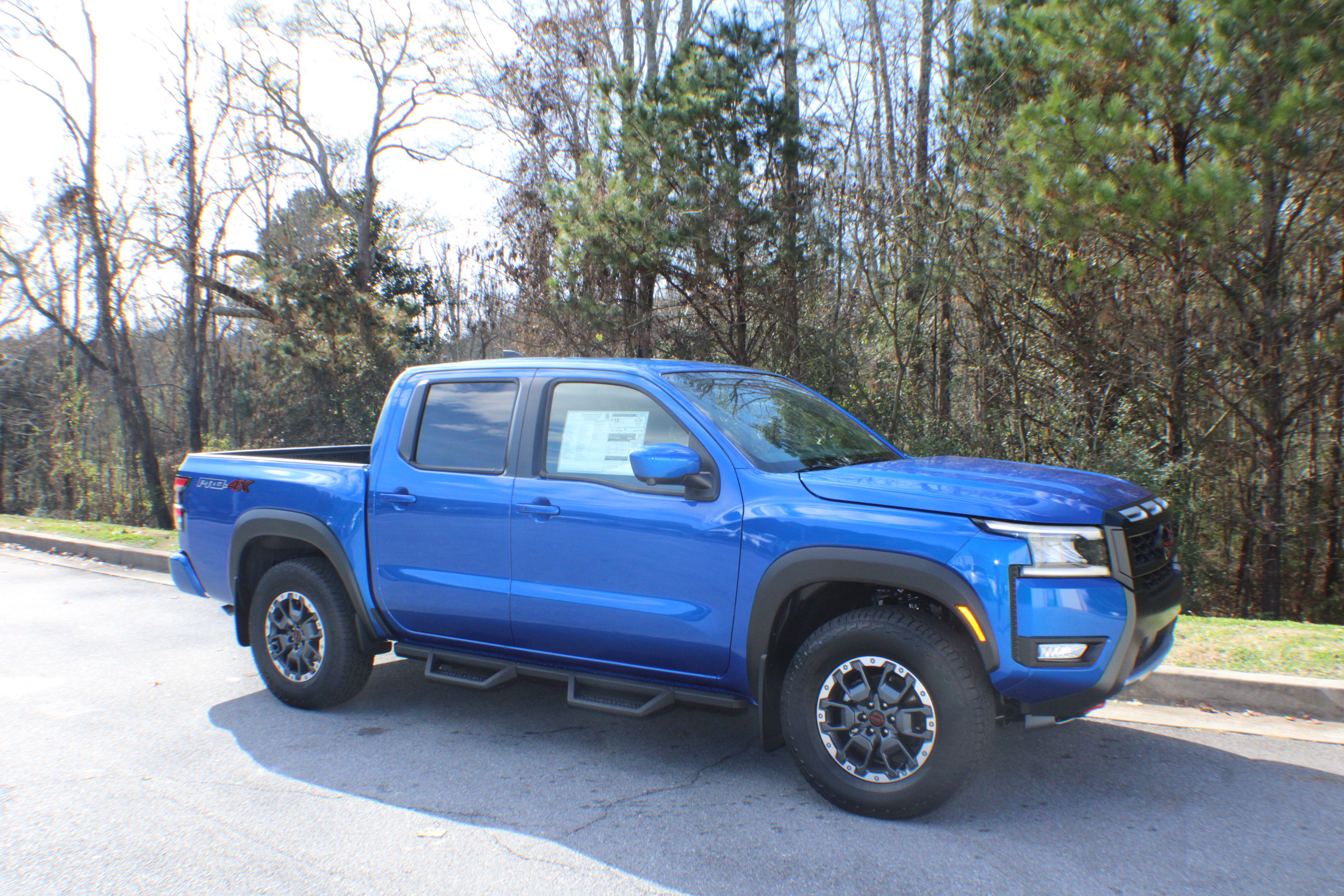 2026 Nissan Frontier PRO-4X's photo