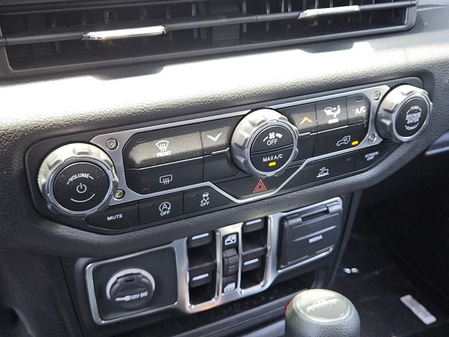 2025 Jeep Gladiator Sport photo 20