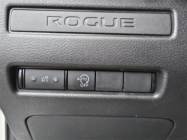 2023 Nissan Rogue S photo 24