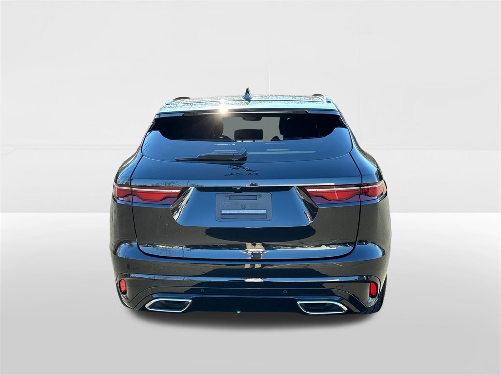 2025 Jaguar F-PACE P400 R-Dynamic S photo 3