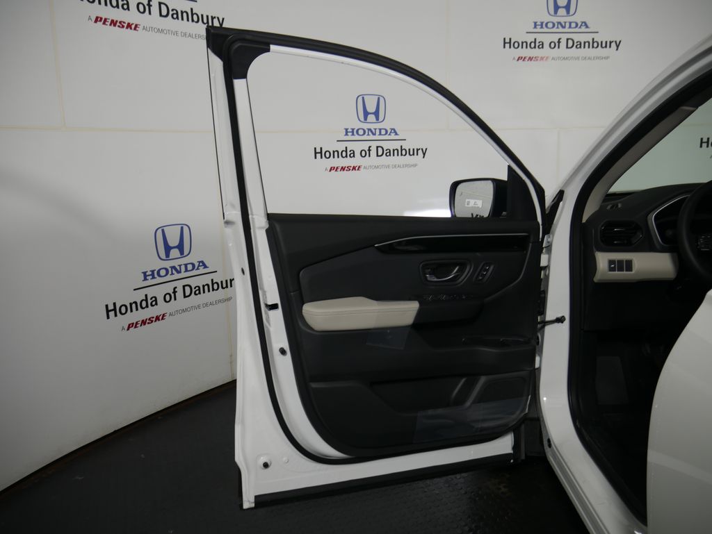 2026 Honda Passport TrailSport Elite photo 6