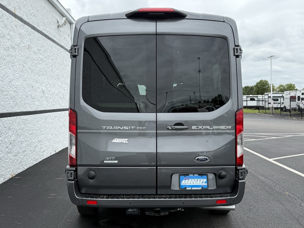 2025 Ford Transit Van photo 4