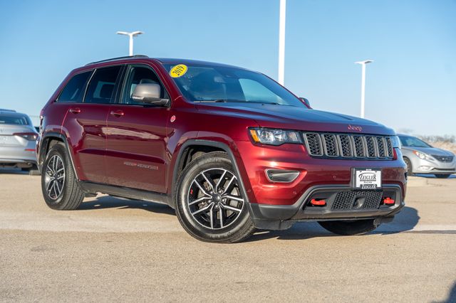 2019 Jeep Grand Cherokee Trailhawk's photo