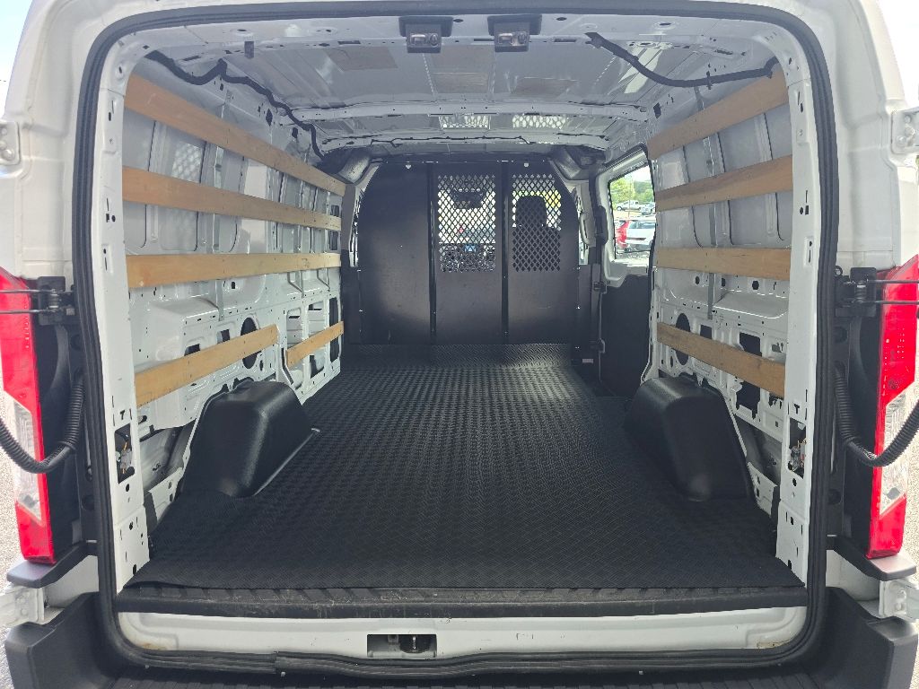 2023 Ford Transit Cargo Van photo 3