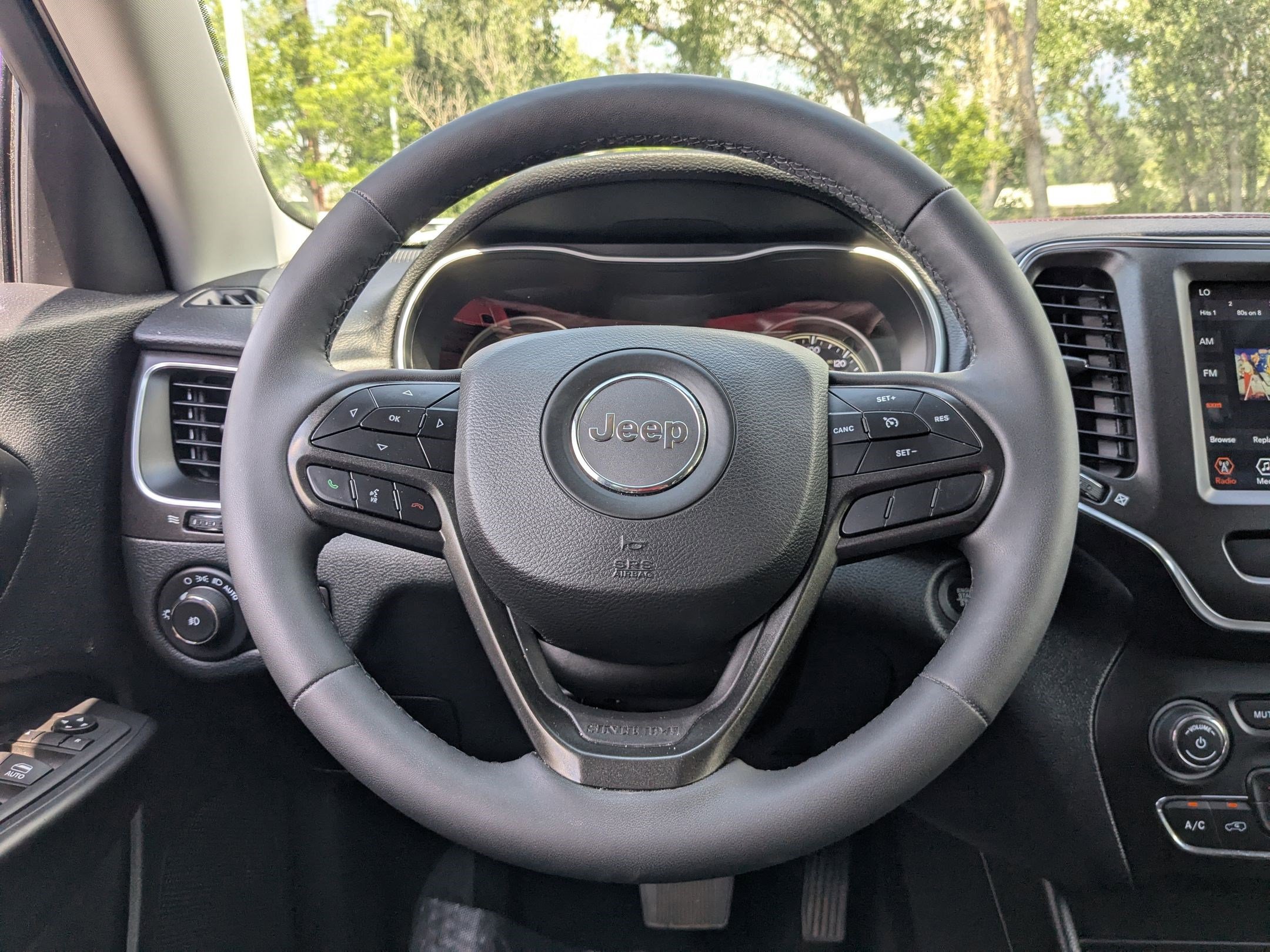 2022 Jeep Cherokee Trailhawk photo 14
