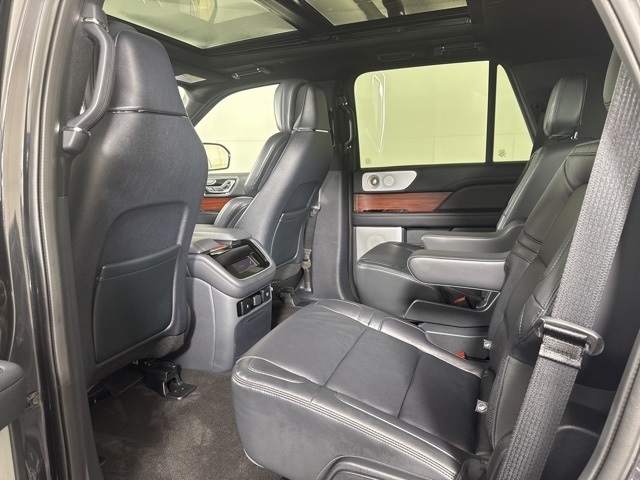 2024 Lincoln Navigator Reserve photo 12