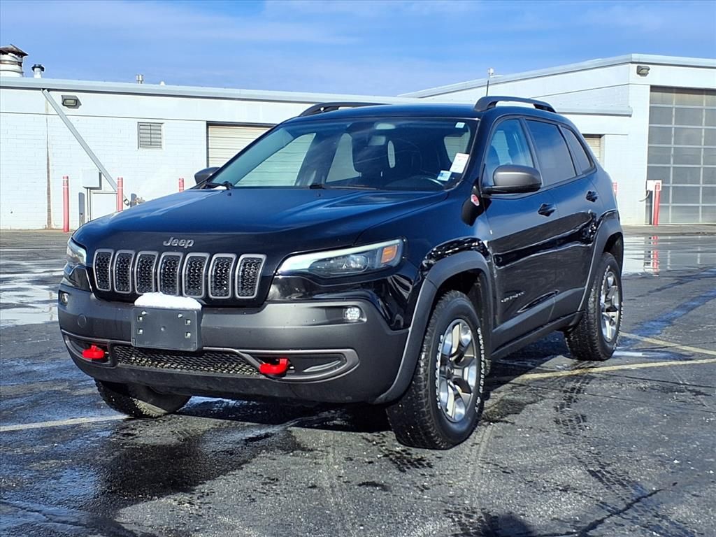 Used 2019 Jeep Cherokee Trailhawk with VIN 1C4PJMBX7KD355532 for sale in Kansas City