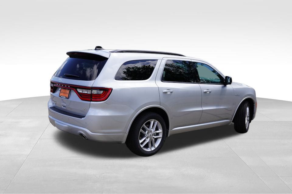 2025 Dodge Durango R/T Plus photo 3