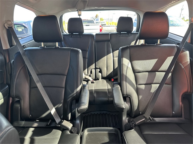 2019 Honda Pilot Elite photo 18
