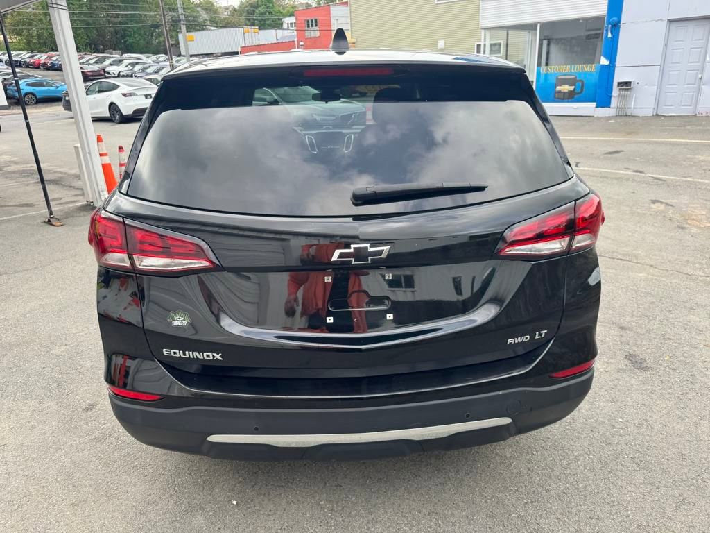 2022 Chevrolet Equinox LT photo 4
