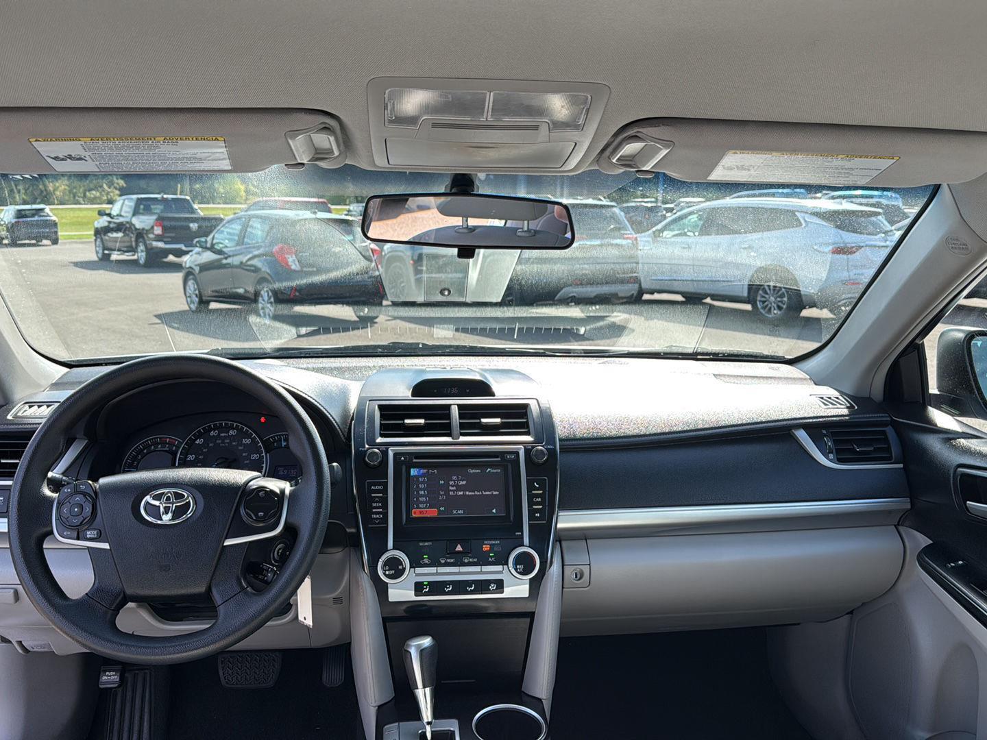 2014 Toyota Camry L photo 5