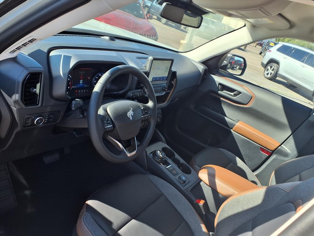 2024 Ford Bronco Sport Outer Banks photo 4