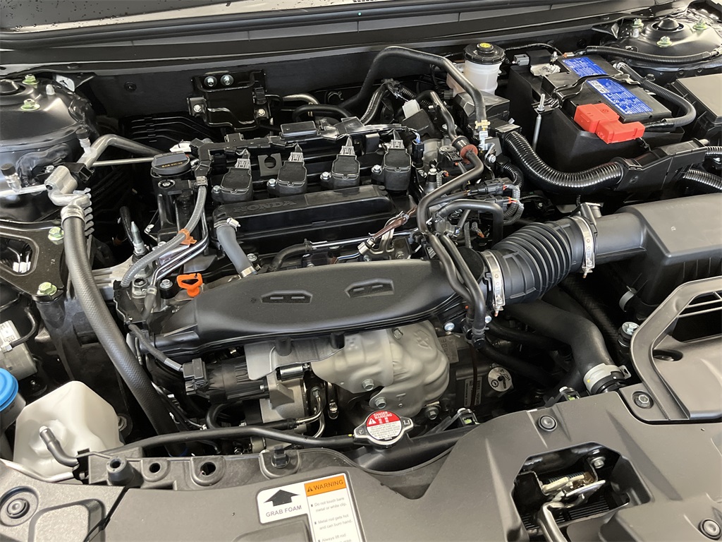 2025 Honda Accord LX photo 9