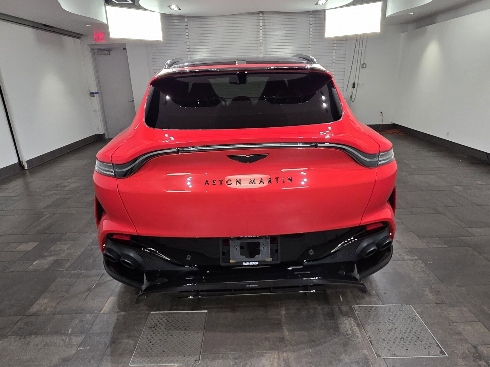 2023 Aston Martin DBX DBX707 photo 24