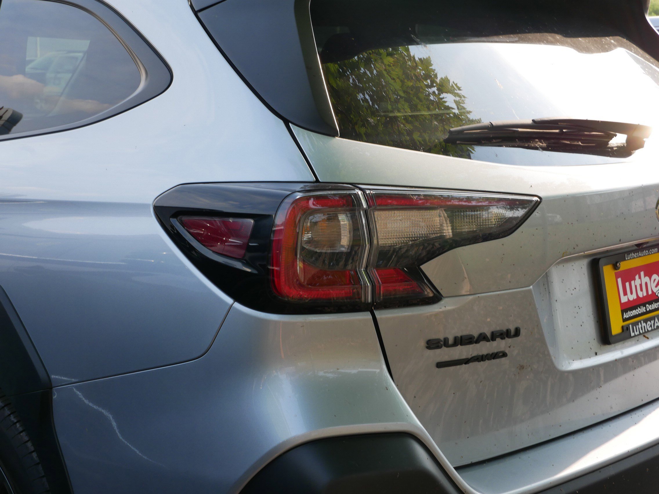 2024 Subaru Outback Onyx Edition photo 3