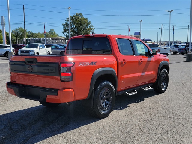 2025 Nissan Frontier PRO-4X photo 4