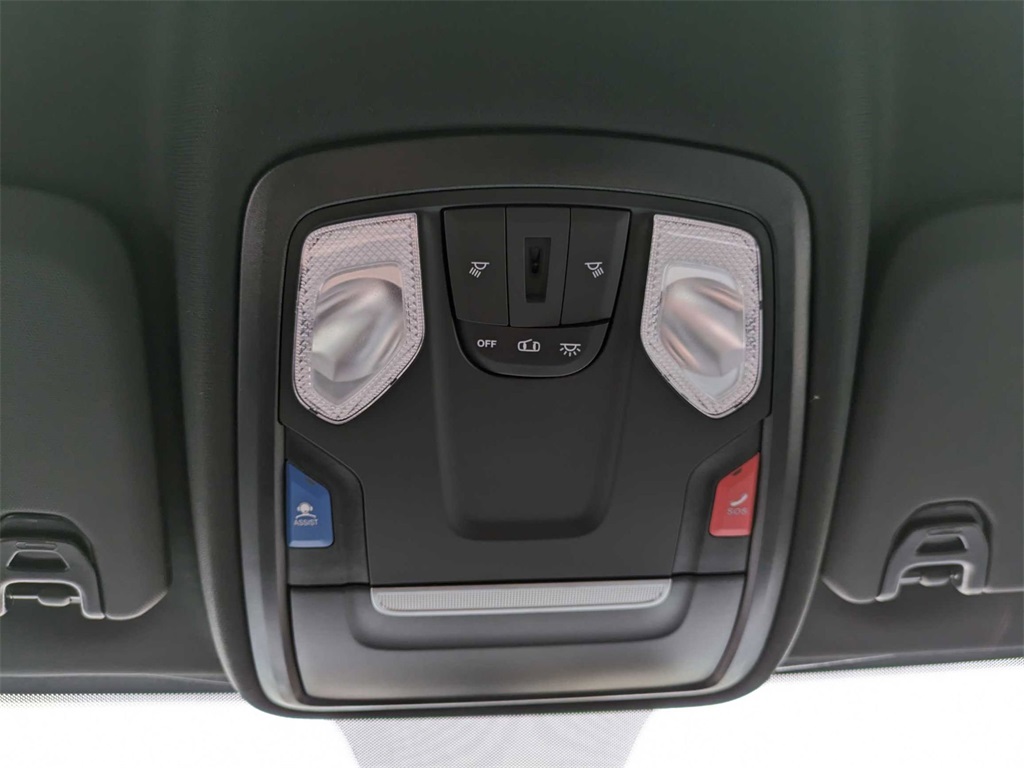 2024 Ram 3500 Tradesman photo 17