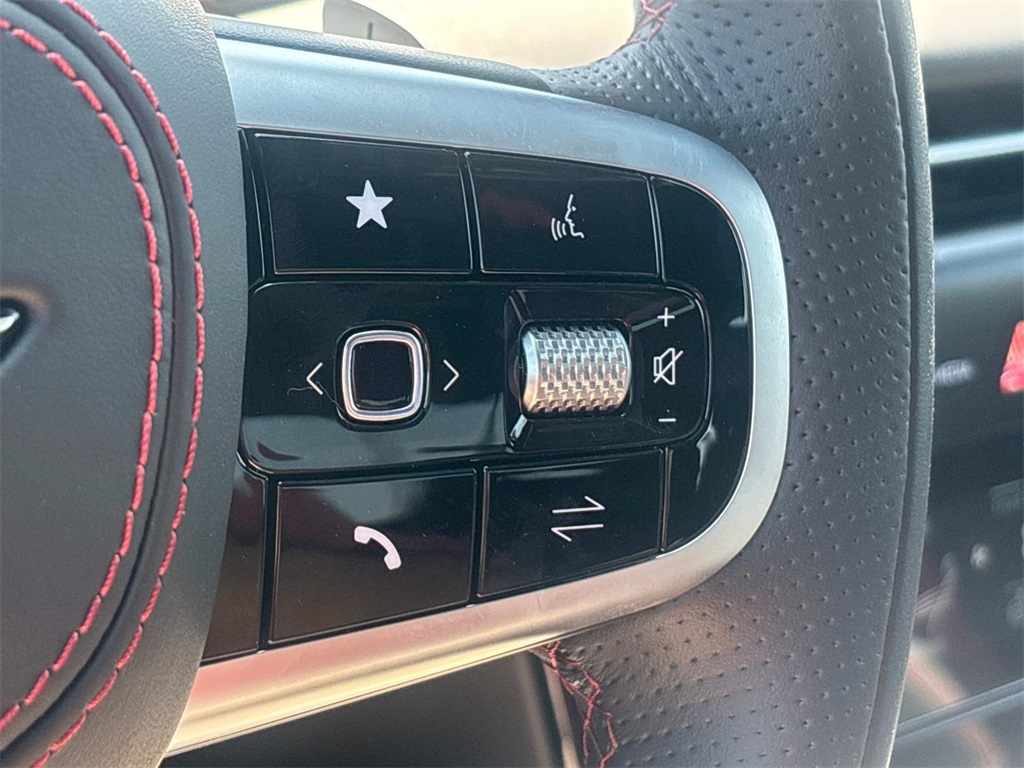 2025 Genesis G80 2.5T Sport Prestige photo 11