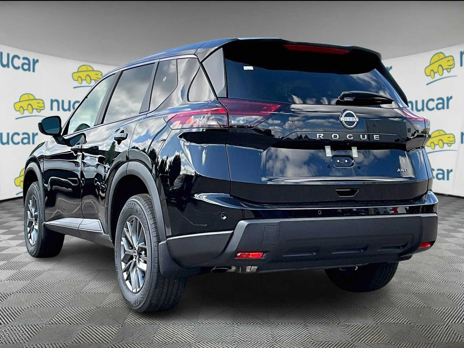 2026 Nissan Rogue S photo 4