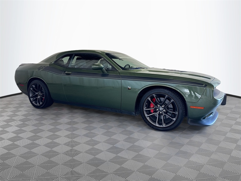 2022 Dodge Challenger R/T Scat Pack photo 4