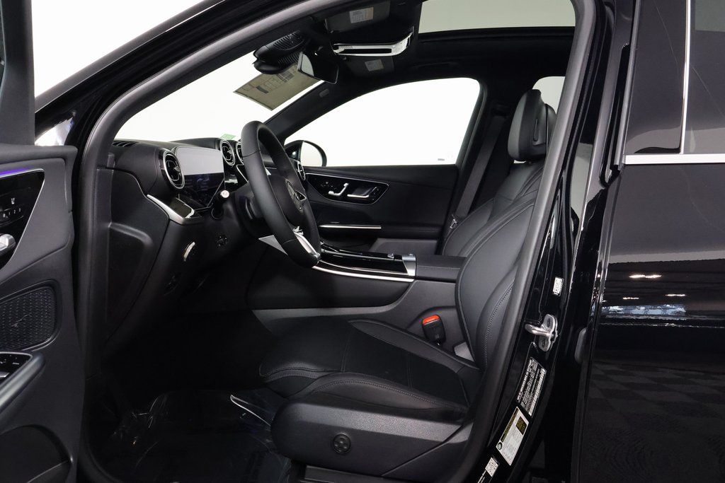 2026 Mercedes Benz GLC 350e 4MATIC photo 5